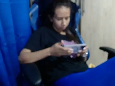 Snapshot of Erotic_latina chatting on 03-19-25, 12:26 Erotic latina online show from 03-19-25, 12:26