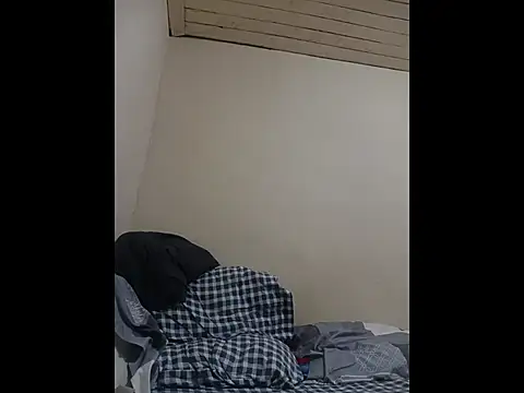 Snapshot of zeus67wrer chatting on 11-14-25, 05:33 zeus67wrer online show from 11-14-25, 05:33