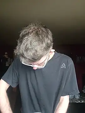 MysteriousFire23 online show from 10-31-25, 04:25