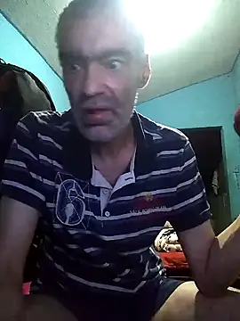 hugosafado333 online show from 09-23-25, 02:40