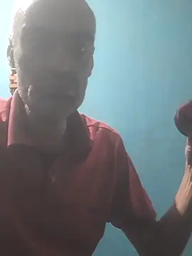 hugosafado333 online show from 10-18-25, 02:13