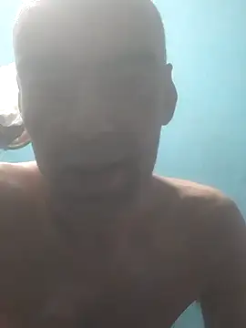 hugosafado333 online show from 10-03-25, 06:48