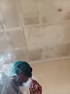 izinjamfee2 online show from 09-29-25, 09:27