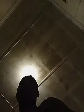 Snapshot of izinjamfee2 chatting on 02-01-26, 12:42 izinjamfee2 online show from 02-01-26, 12:42