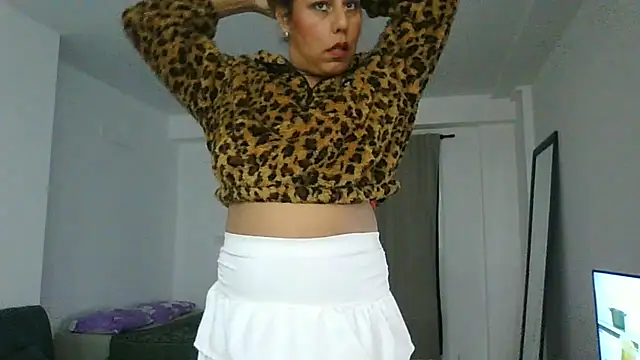 Snapshot of Yerucita chatting on 06-30-26, 03:50 Yerucita online show from 06-30-26, 03:50