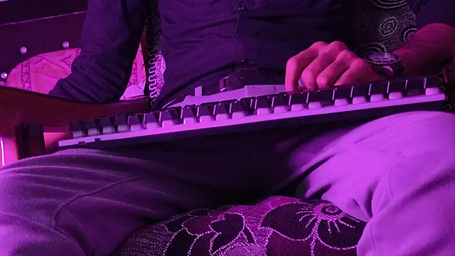 Habibi big b online show from 11-04-25, 02:32