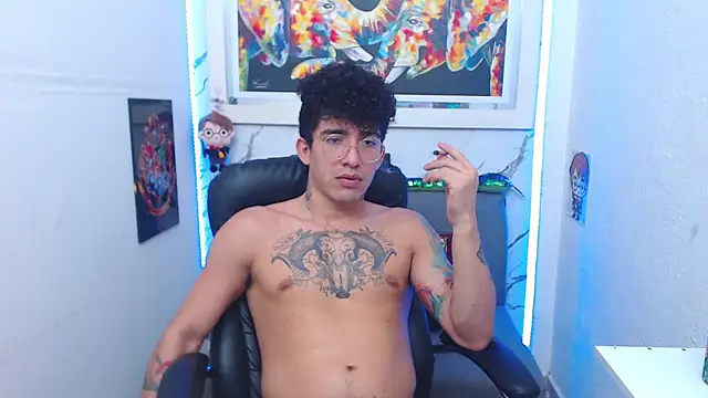 targuerian22 online show from 11-09-25, 04:22