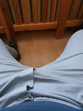 Kiwiass online show from 12-11-24, 01:39