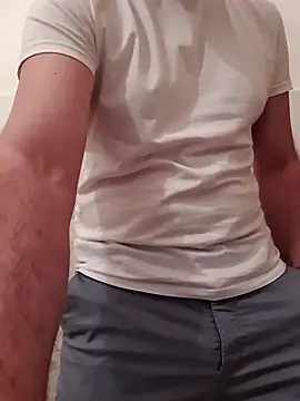 Kiwiass online show from 03-21-25, 07:55