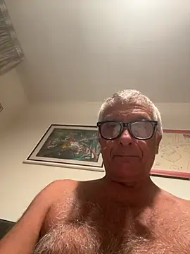 4n4l1zz4m1 online show from 09-25-25, 07:31