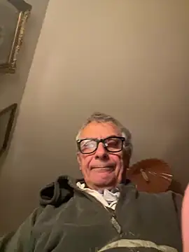 4n4l1zz4m1 online show from 01-13-26, 06:56