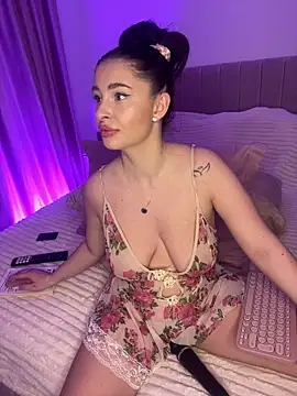 GraceCarther online show from 11-12-25, 05:17