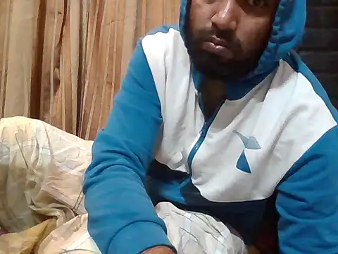 Snapshot of CookedAccord7 chatting on 12-22-25, 08:42 CookedAccord7 online show from 12-22-25, 08:42