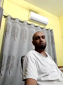 Snapshot of CookedAccord7 chatting on 10-22-25, 07:46 CookedAccord7 online show from 10-22-25, 07:46