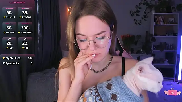 Snapshot of ami_amour_ chatting on 02-06-25, 10:58 ami amour online show from 02-06-25, 10:58