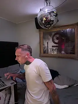 Snapshot of pillepallex84x chatting on 09-25-25, 11:44 pillepallex84x online show from 09-25-25, 11:44