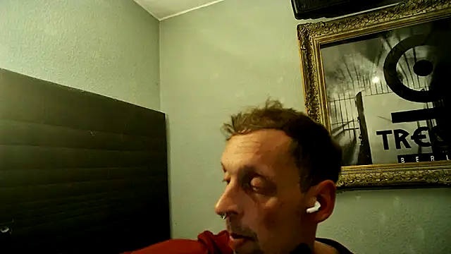 Snapshot of pillepallex84x chatting on 10-20-25, 09:48 pillepallex84x online show from 10-20-25, 09:48