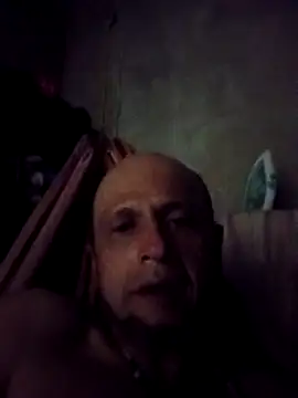 Snapshot of edijavimes chatting on 02-19-26, 02:19 edijavimes online show from 02-19-26, 02:19