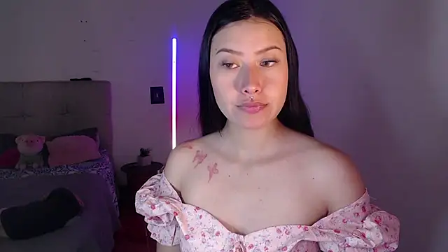 Emilyswan04 online show from 01-16-25, 02:51