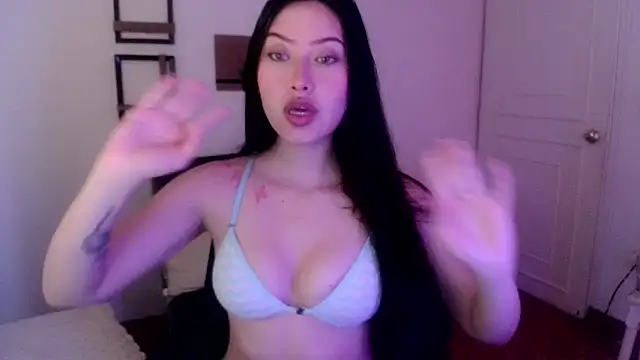 Emilyswan04 online show from 03-04-25, 08:38