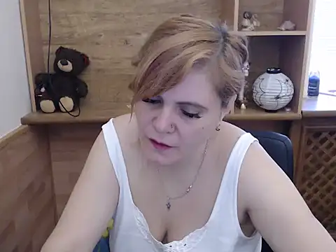 DaniellaKiss online show from 04-04-26, 09:16