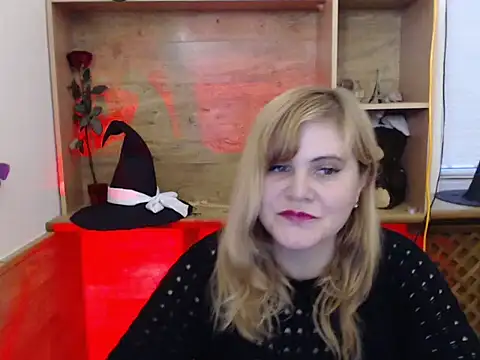 DaniellaKiss online show from 10-26-25, 01:11