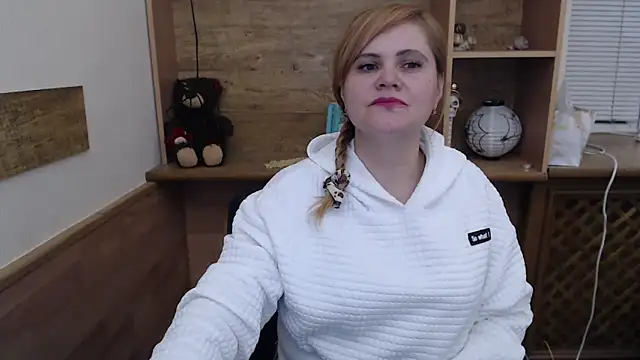 DaniellaKiss online show from 03-25-26, 05:01