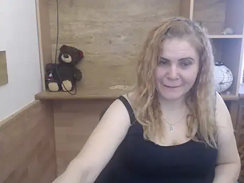 DaniellaKiss online show from 04-14-26, 07:35