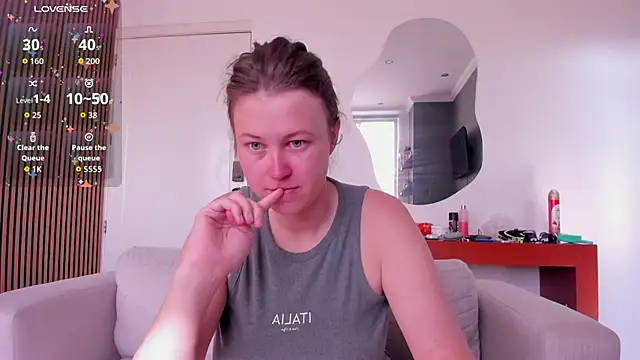 Snapshot of jessica_tenderly chatting on 12-01-25, 01:45 jessica tenderly online show from 12-01-25, 01:45