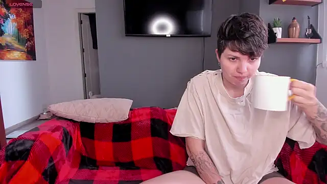 jessica tenderly online show from 02-19-26, 03:20