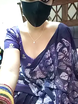 Snapshot of Roja-Telugu777 chatting on 10-15-25, 02:43 Roja-Telugu777 online show from 10-15-25, 02:43