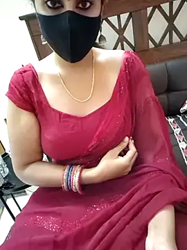 Snapshot of Roja-Telugu777 chatting on 10-08-25, 02:13 Roja-Telugu777 online show from 10-08-25, 02:13