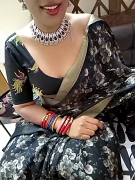 Snapshot of Roja-Telugu777 chatting on 11-03-25, 01:55 Roja-Telugu777 online show from 11-03-25, 01:55