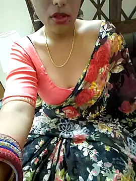 Snapshot of Roja-Telugu777 chatting on 09-18-25, 01:41 Roja-Telugu777 online show from 09-18-25, 01:41