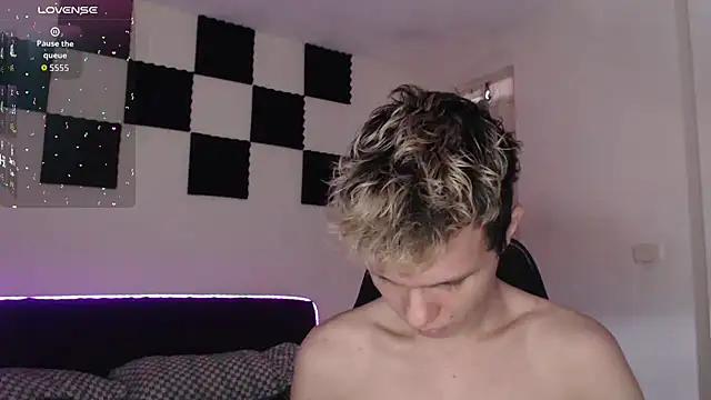 bryamado69 online show from 09-27-25, 03:40