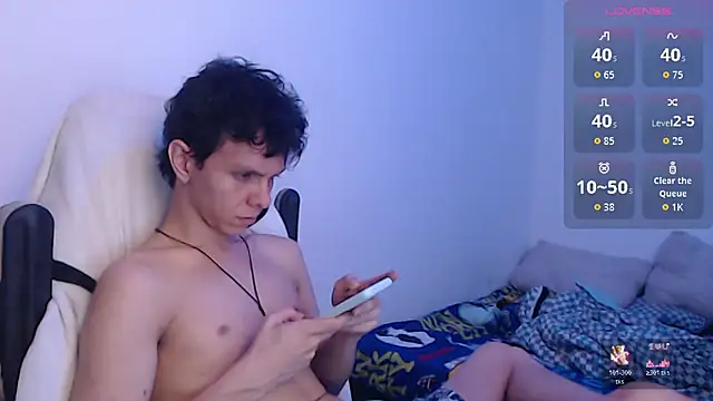 Snapshot of bryamado69 chatting on 04-28-26, 03:00 bryamado69 online show from 04-28-26, 03:00