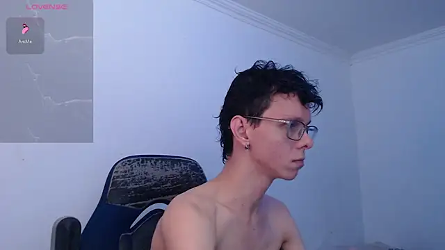 bryamado69 online show from 07-22-26, 02:19