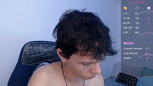 Snapshot of bryamado69 chatting on 05-20-26, 09:28 bryamado69 online show from 05-20-26, 09:28