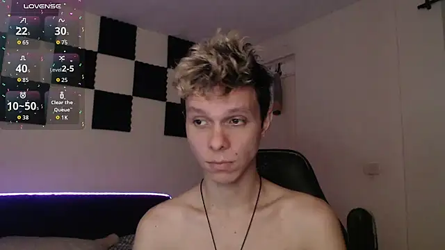 bryamado69 online show from 10-08-25, 10:43