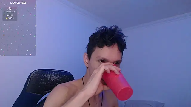 bryamado69 online show from 12-15-25, 06:14