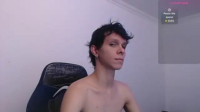 Snapshot of bryamado69 chatting on 05-06-26, 05:28 bryamado69 online show from 05-06-26, 05:28