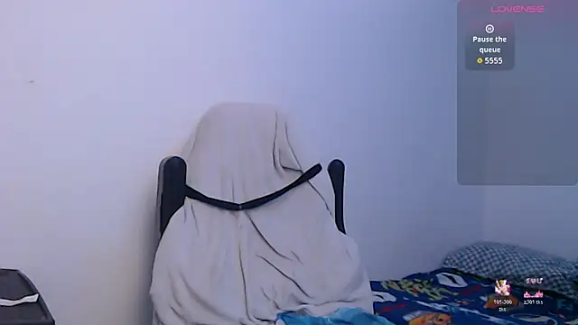 Snapshot of bryamado69 chatting on 04-28-26, 03:05 bryamado69 online show from 04-28-26, 03:05