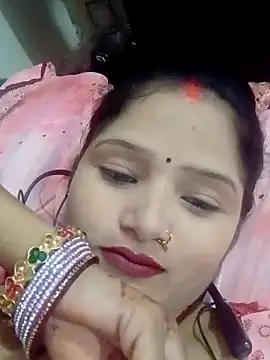 Snapshot of annaya_sweet chatting on 10-17-25, 08:06 annaya sweet online show from 10-17-25, 08:06