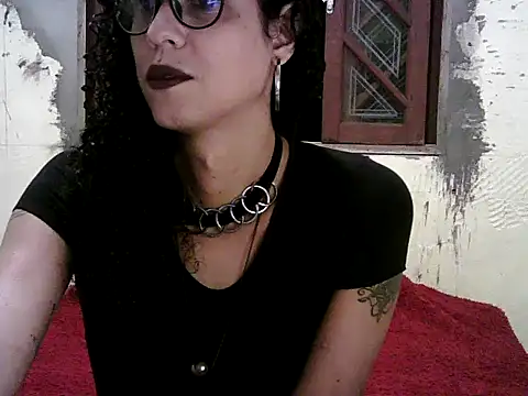 Snapshot of GodessFreya chatting on 03-10-25, 11:27 GodessFreya online show from 03-10-25, 11:27