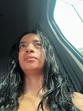 Laura fernandezII online show from 11-05-25, 01:58