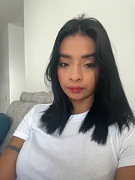 Snapshot of Laura_fernandezII chatting on 05-17-26, 07:25 Laura fernandezII online show from 05-17-26, 07:25