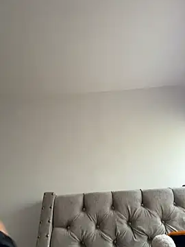 Laura fernandezII online show from 11-12-25, 07:29