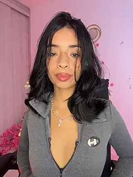 Snapshot of Laura_fernandezII chatting on 05-28-26, 02:12 Laura fernandezII online show from 05-28-26, 02:12