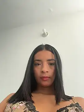 Laura fernandezII online show from 02-28-26, 02:50