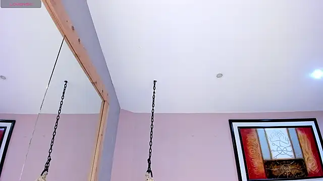 LenaRuiz  online show from 10-15-25, 12:02